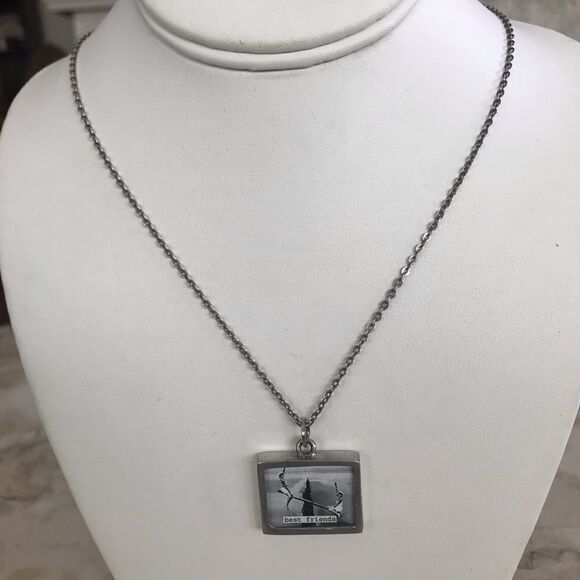 Best Friends Pendant Sterling Silver Chain - Picture 2 of 6